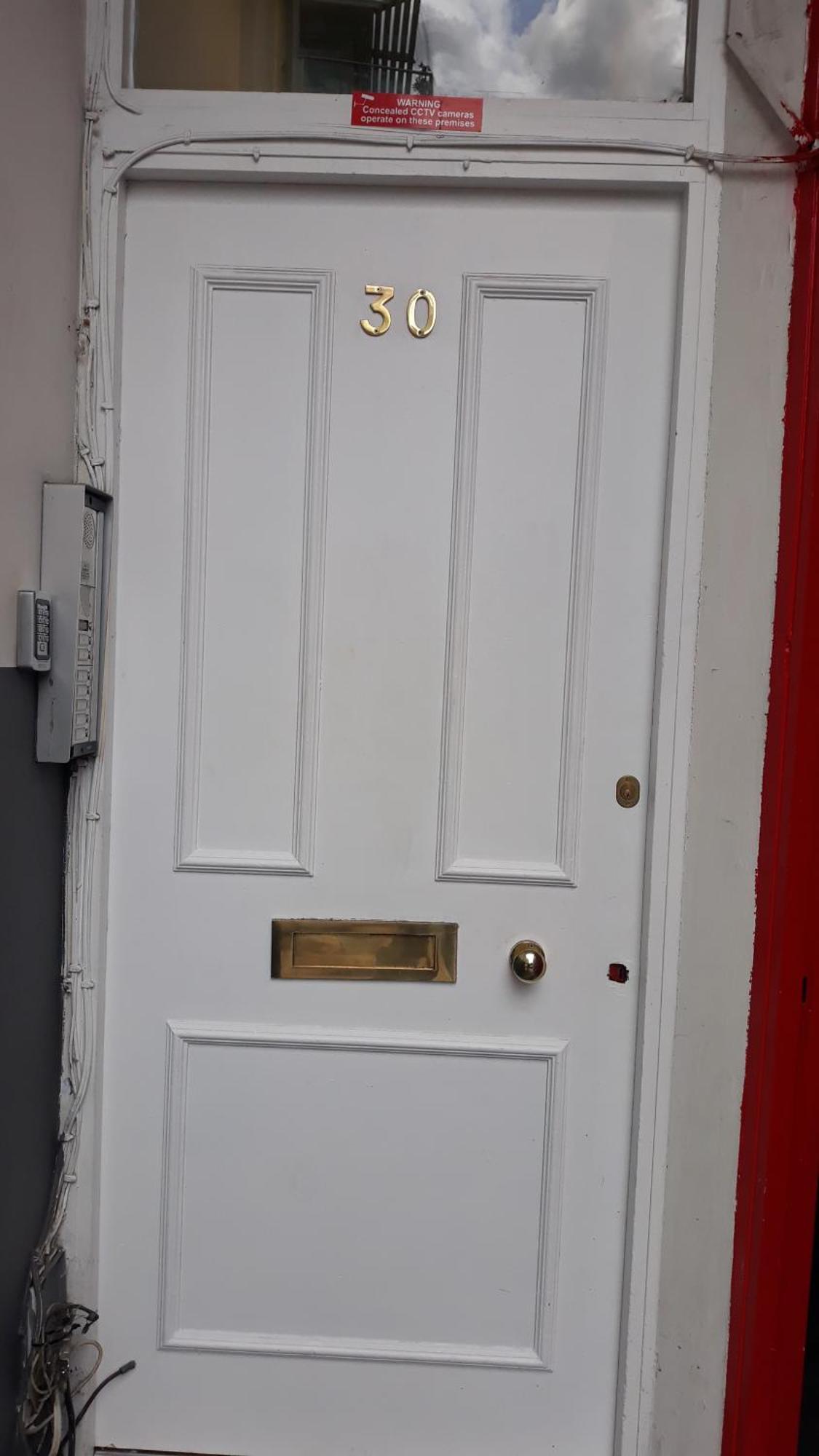 30 Willesden Lane Londra Exterior foto
